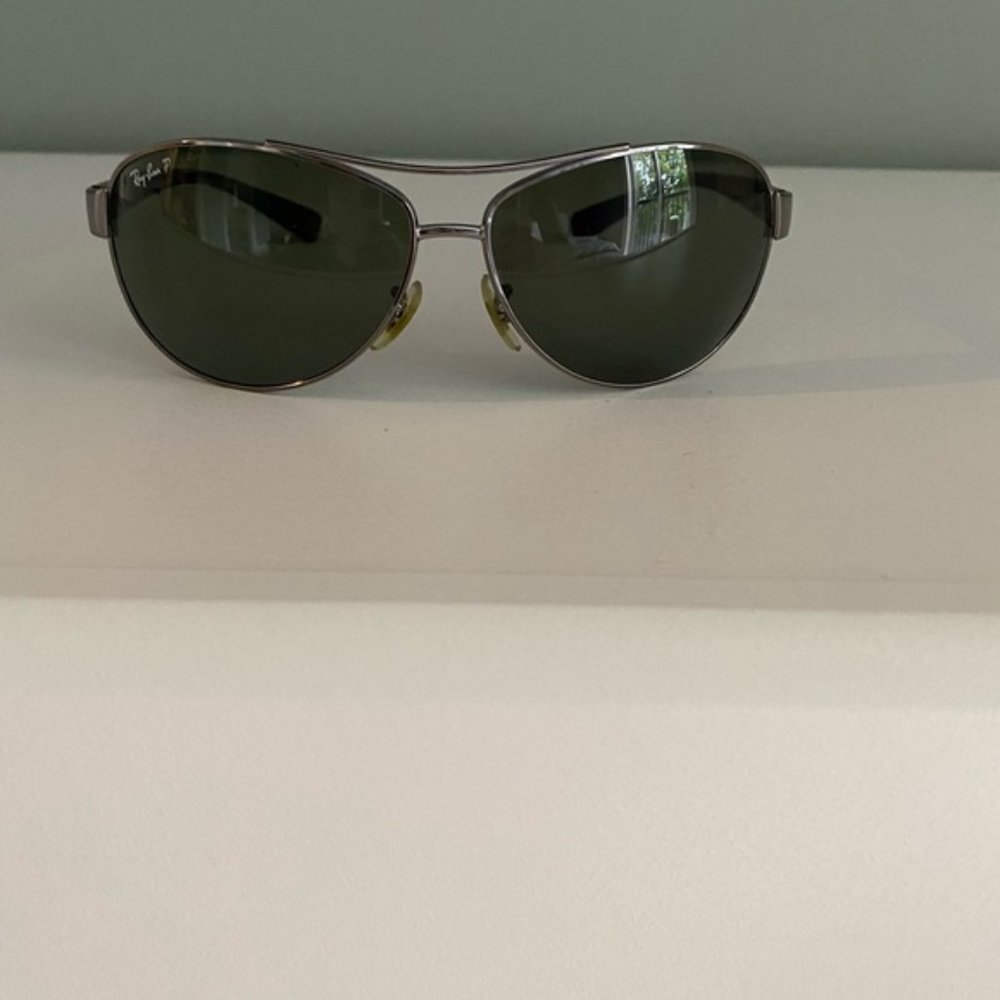 Vintage Ray Ban’s Polarized Black Men's Sunglasses